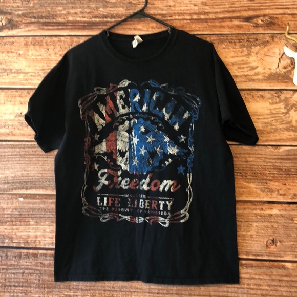 Other - 🍁American Freedom T shirt
